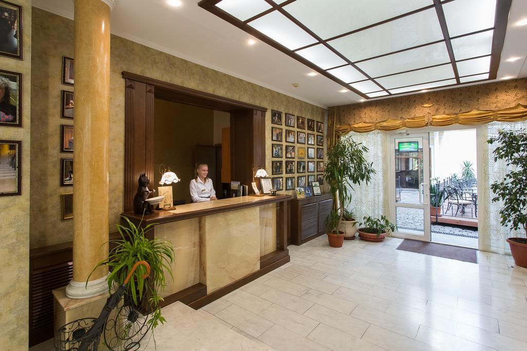 Residence Odesskij Dvorik Odessa Buitenkant foto