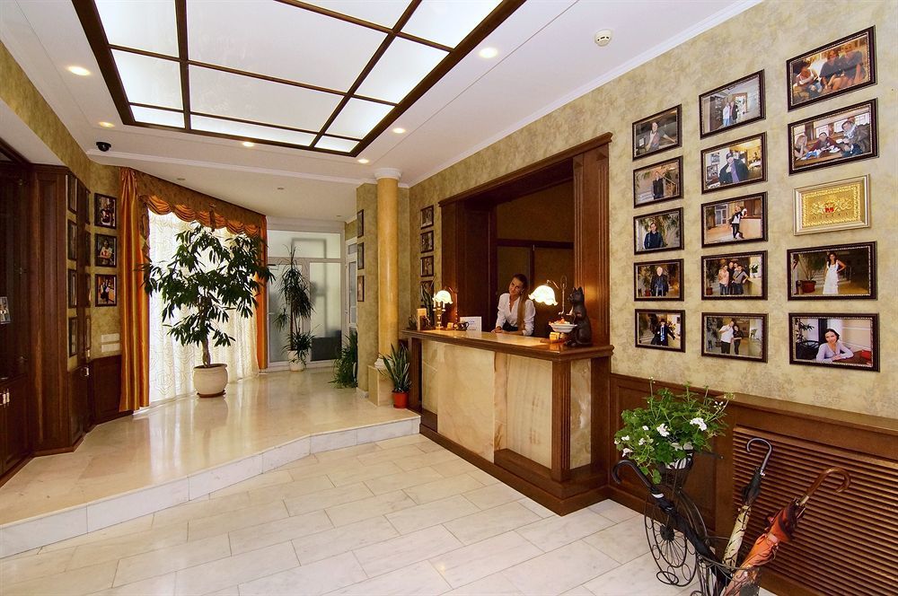 Residence Odesskij Dvorik Odessa Buitenkant foto